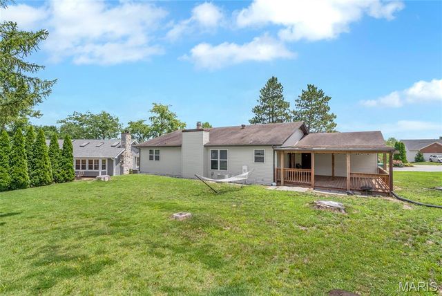 904 Ampere Place, Lake St Louis, MO 63367
