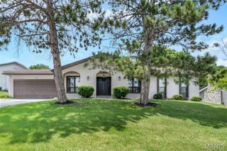 904 Ampere Place, Lake St Louis, MO 63367