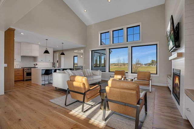 2713 Lehman Court, Sartell, MN 56377