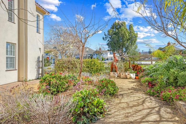 2 Donner Street, San Juan Bautista, CA 95045