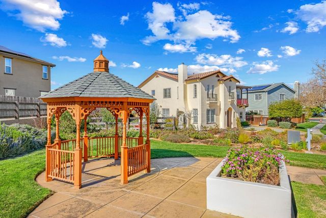 2 Donner Street, San Juan Bautista, CA 95045