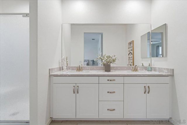 4156 Sitio Cielo, Oceanside, CA 92057