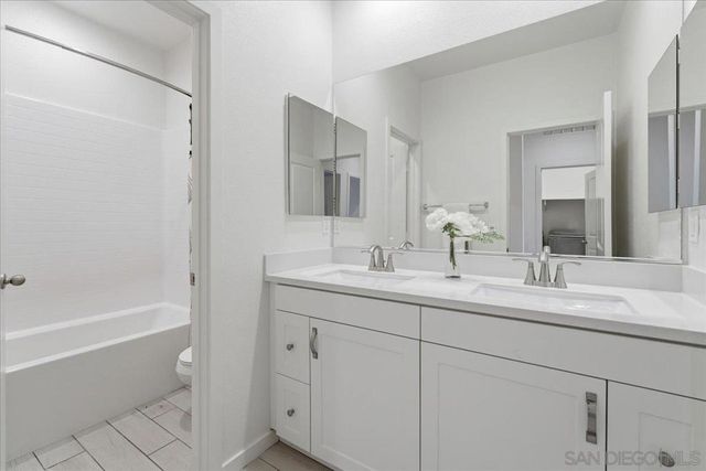 4156 Sitio Cielo, Oceanside, CA 92057