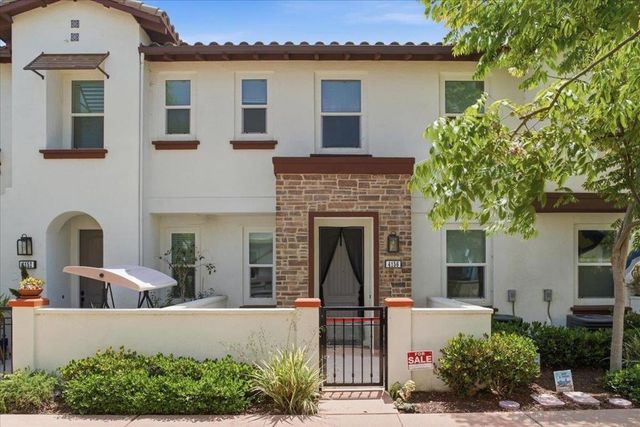 4156 Sitio Cielo, Oceanside, CA 92057