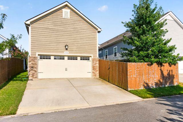 2060 Kirkwall Dr, Nolensville, TN 37135