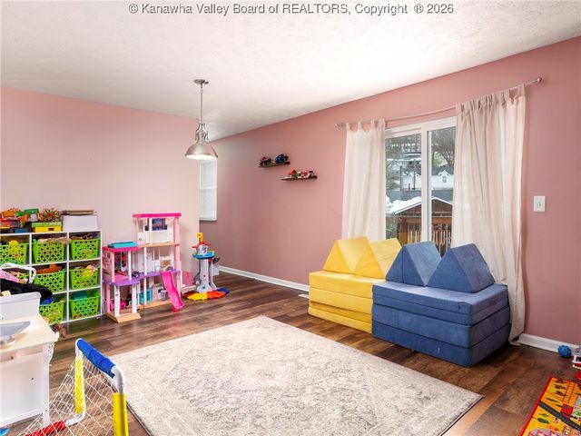 630 Jane Street, Charleston, WV 25302