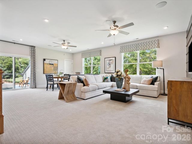 67 Seven Oaks Landing, Belmont, NC 28012