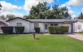 541 Lorna Street, Burleson, TX 76028