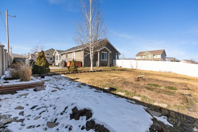 6563 W PEACEMAKER WAY, Herriman, UT 84096