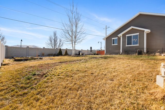 6563 W PEACEMAKER WAY, Herriman, UT 84096