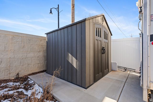 6563 W PEACEMAKER WAY, Herriman, UT 84096