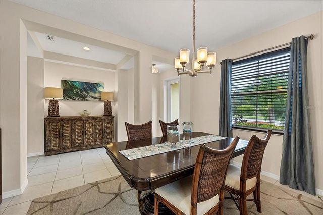 1038 BUTTERCUP GLEN, Bradenton, FL 34212