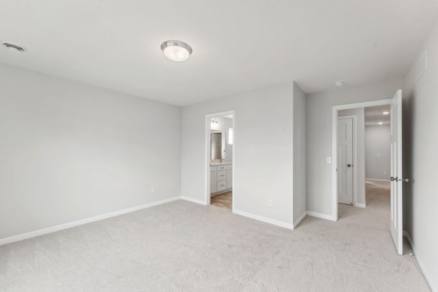 1055 Adamstown Drive, Rosemount, MN 55068