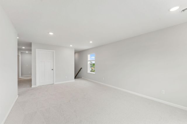 1055 Adamstown Drive, Rosemount, MN 55068