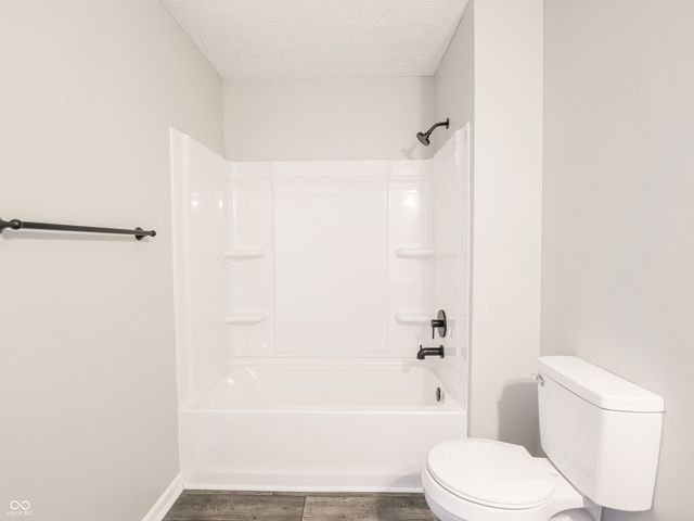 4441 Greenmeadow Circle, Indianapolis, IN 46235