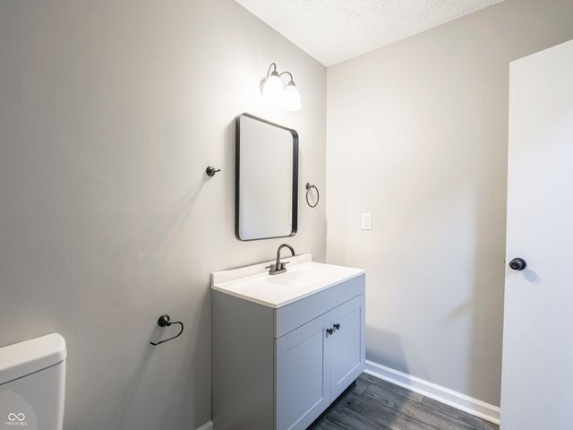 4441 Greenmeadow Circle, Indianapolis, IN 46235
