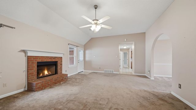 371 BEVERLY DR, Atoka, TN 38004