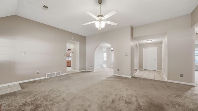 371 BEVERLY DR, Atoka, TN 38004