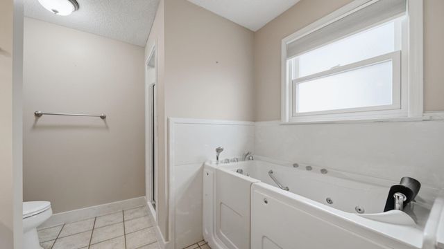 371 BEVERLY DR, Atoka, TN 38004