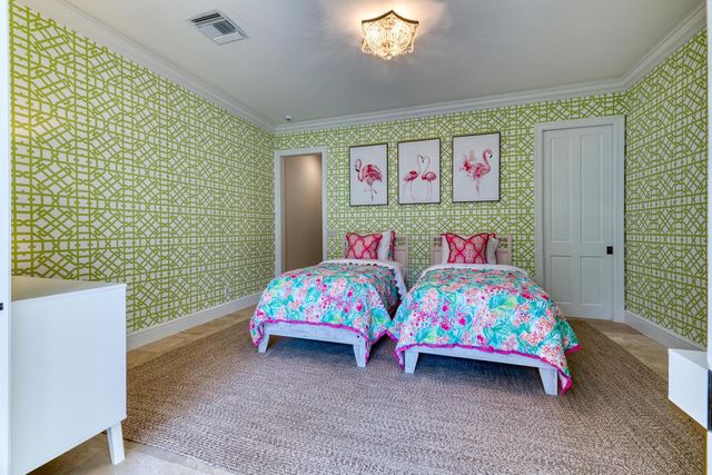 2258 E Ibis Isle Rd Road E, Palm Beach, FL 33480