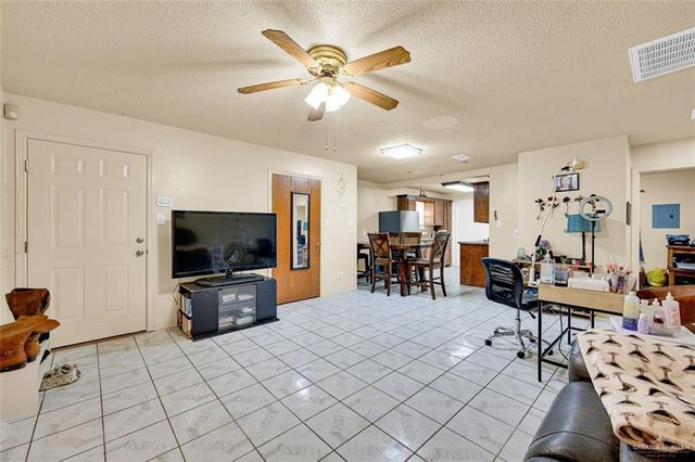 802 W Cardinal Avenue, Pharr, TX 78577