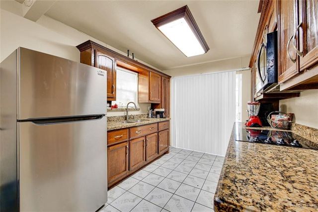 802 W Cardinal Avenue, Pharr, TX 78577