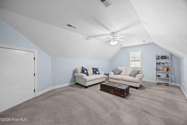 5068 Glen Cove Drive SE, Southport, NC 28461