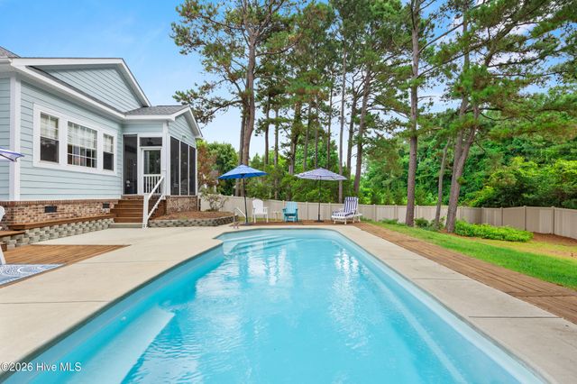5068 Glen Cove Drive SE, Southport, NC 28461