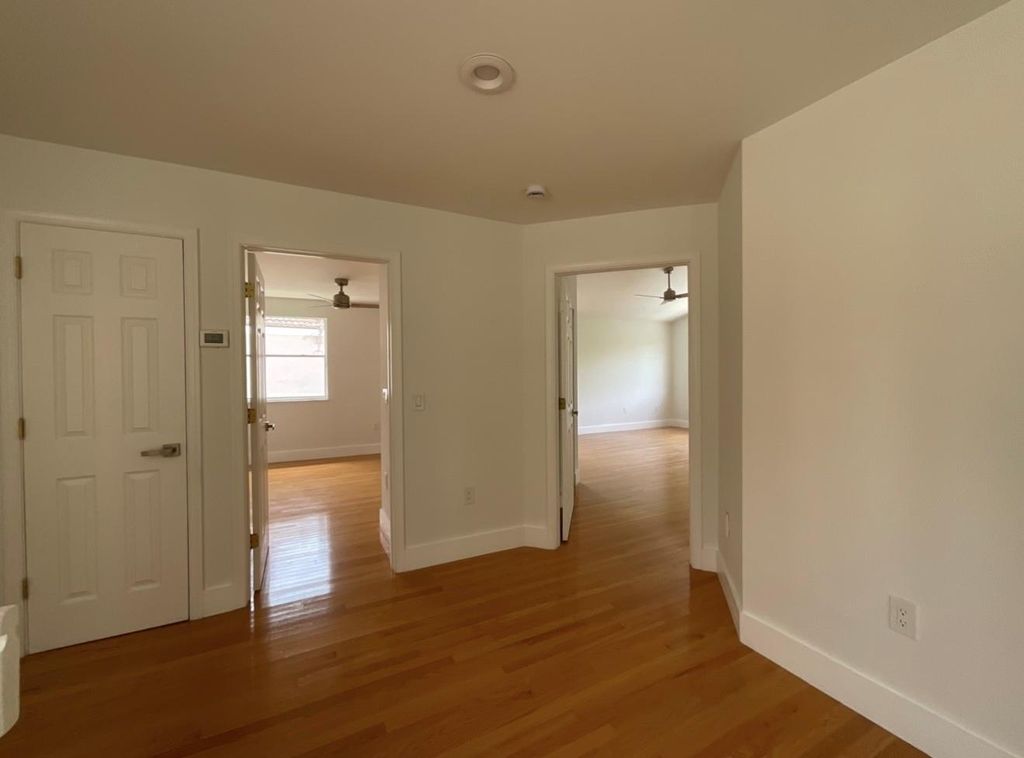 Image 18 of property listing at 6805 NW 75th Pl, Parkland, FL 33067