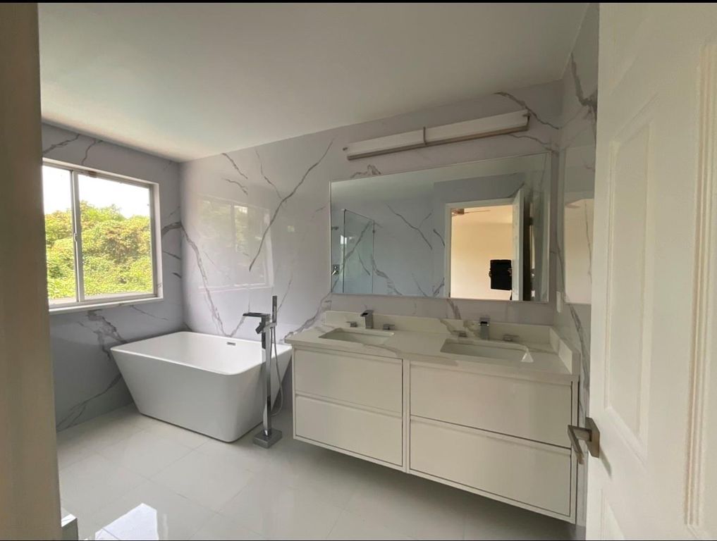 Image 22 of property listing at 6805 NW 75th Pl, Parkland, FL 33067