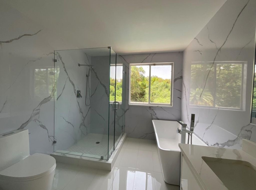 Image 25 of property listing at 6805 NW 75th Pl, Parkland, FL 33067