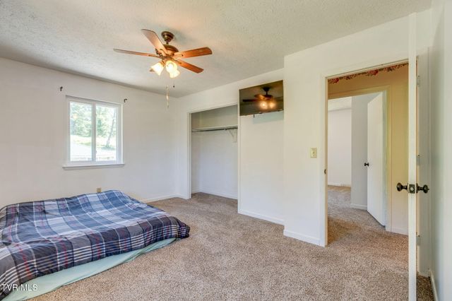 2929 Carrollwood Drive, Kingsport, TN 37660