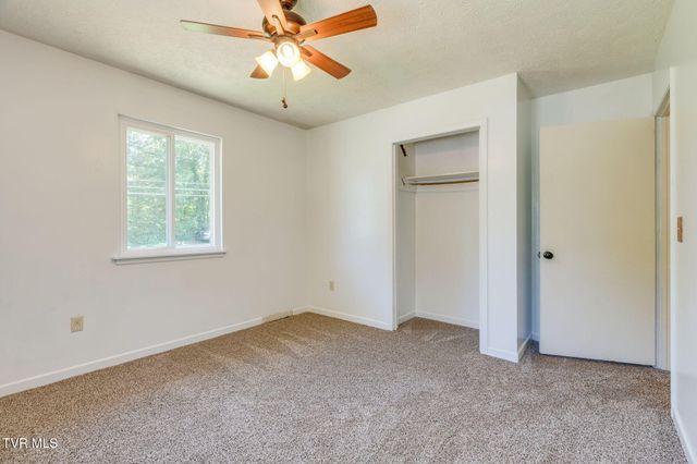 2929 Carrollwood Drive, Kingsport, TN 37660