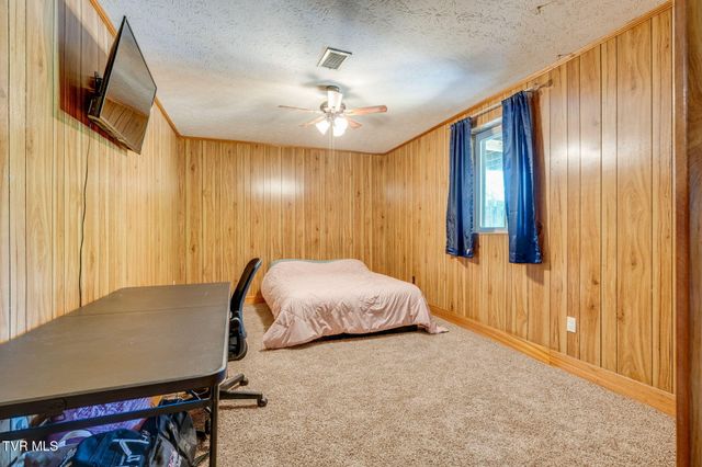 2929 Carrollwood Drive, Kingsport, TN 37660
