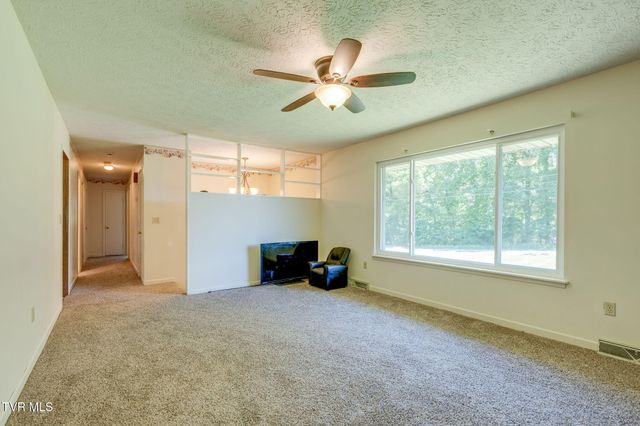 2929 Carrollwood Drive, Kingsport, TN 37660