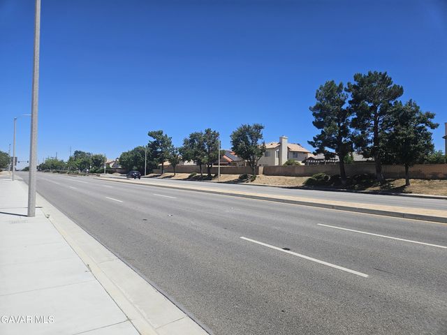 21st W Cor Avenue P And 21st Street, Palmdale, CA 93551