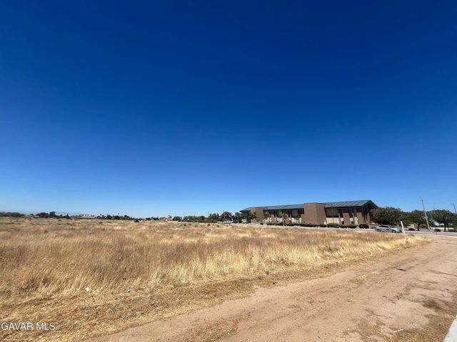 21st W Cor Avenue P And 21st Street, Palmdale, CA 93551