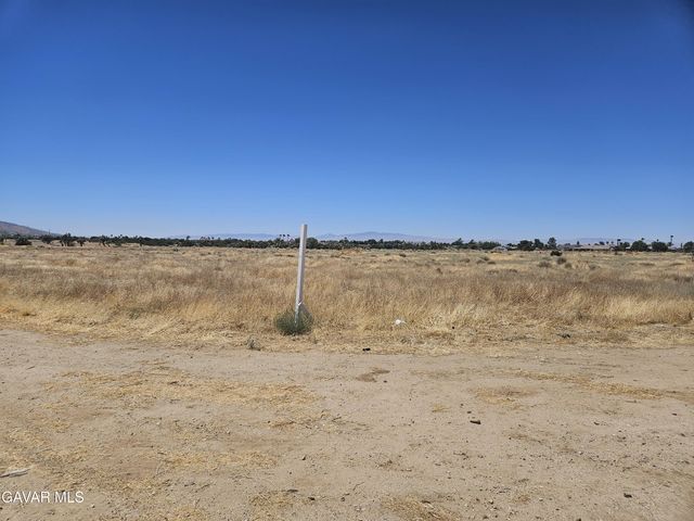 21st W Cor Avenue P And 21st Street, Palmdale, CA 93551