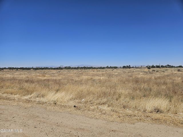 21st W Cor Avenue P And 21st Street, Palmdale, CA 93551