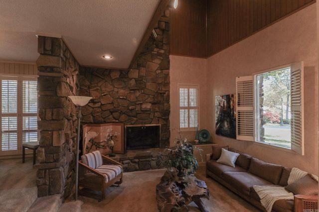 2100 Paula Drive, Jonesboro, AR 72404