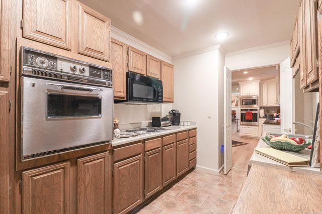 2100 Paula Drive, Jonesboro, AR 72404