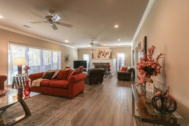 2100 Paula Drive, Jonesboro, AR 72404