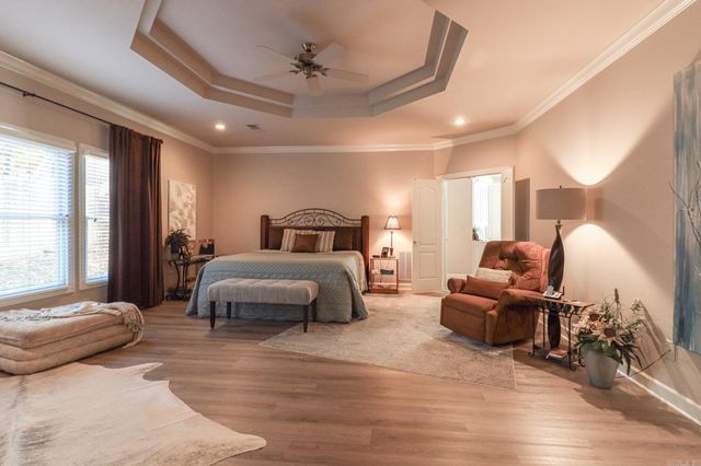 2100 Paula Drive, Jonesboro, AR 72404