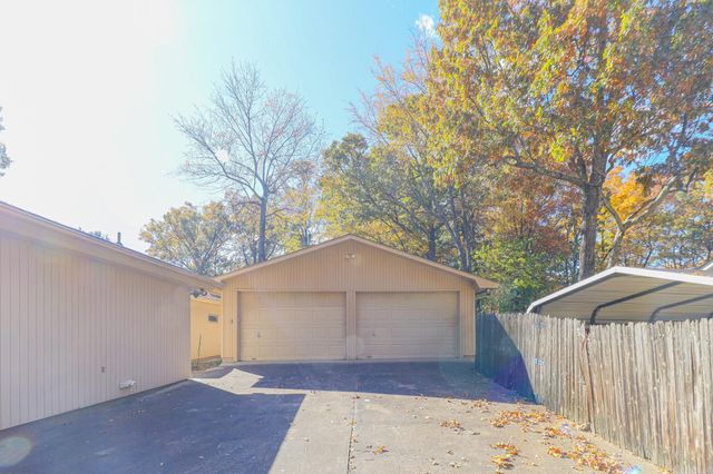 2100 Paula Drive, Jonesboro, AR 72404