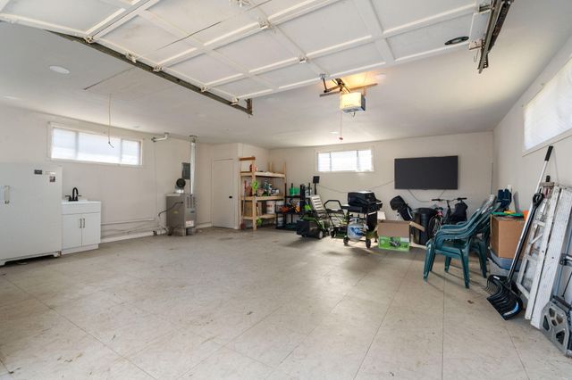 2630 Forest Park Drive, Dyer, IN 46311