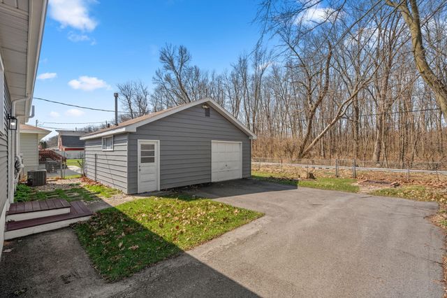 2630 Forest Park Drive, Dyer, IN 46311