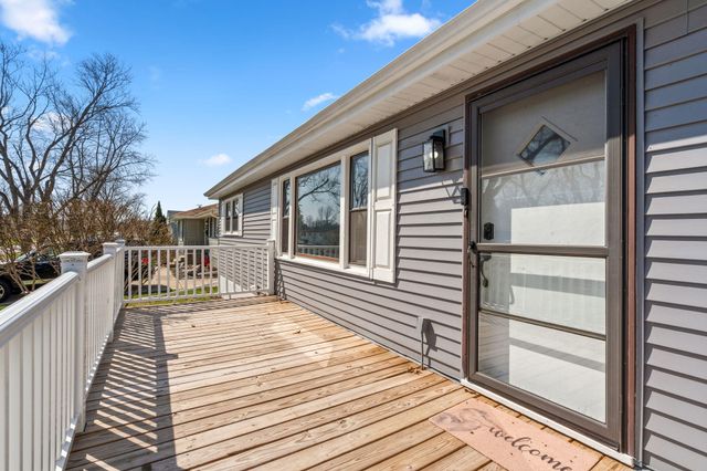 2630 Forest Park Drive, Dyer, IN 46311