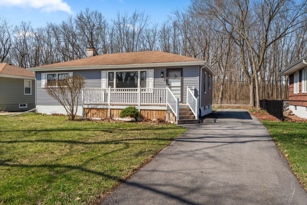2630 Forest Park Drive, Dyer, IN 46311
