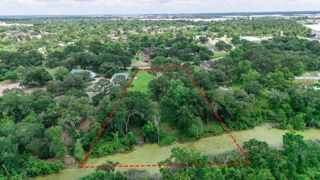 9 Live Oak Trail, Cypress, TX 77429