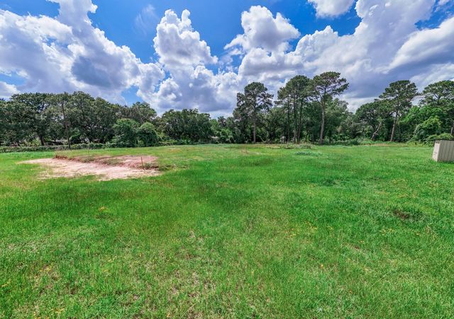 9 Live Oak Trail, Cypress, TX 77429